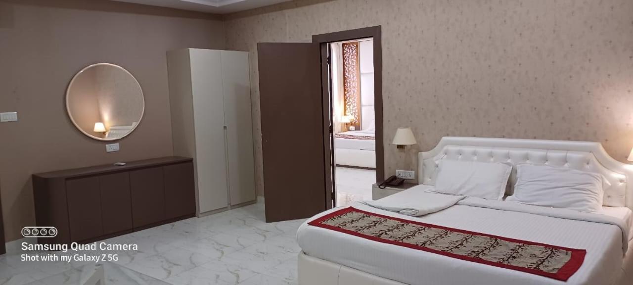 Ymca Seacom Inn Calcutta Exterior foto